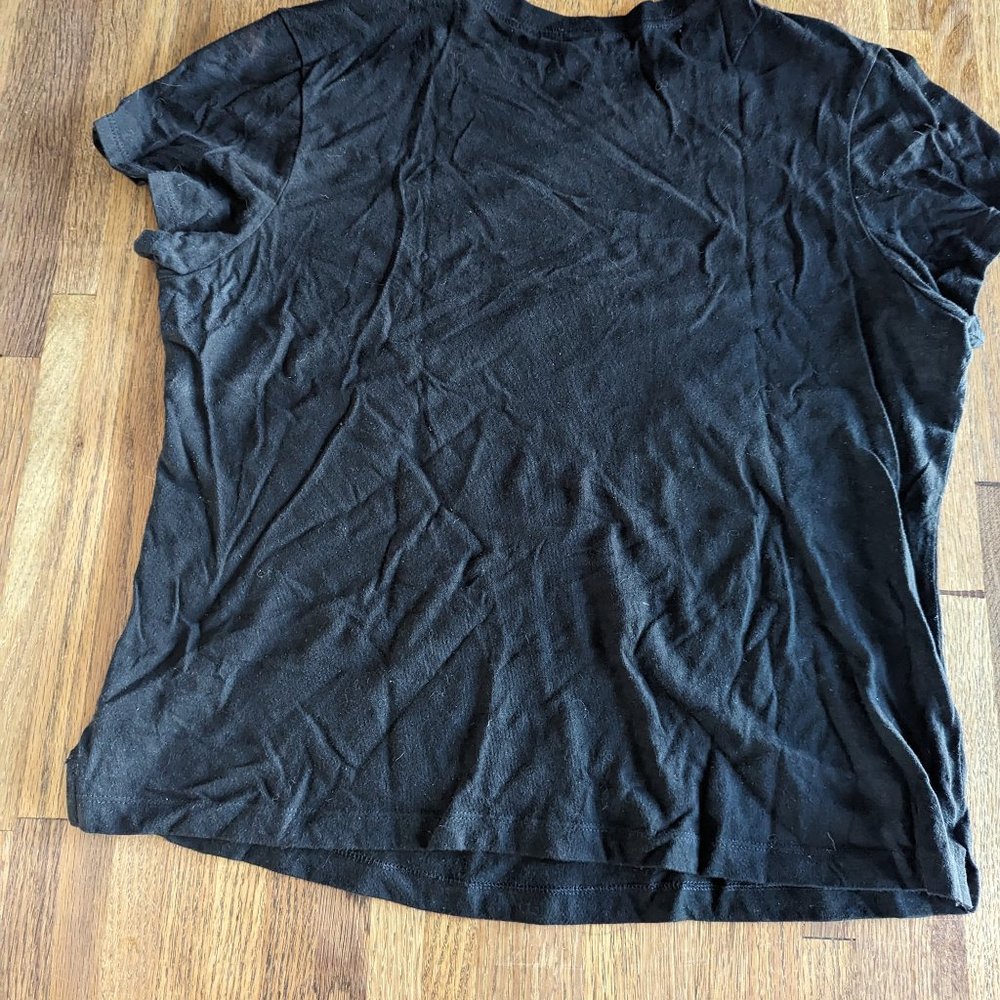 Silver Blingy Cross Black Cap Sleeved T-Shirt Size XL - Picture 6 of 6